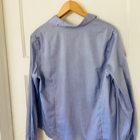 Anne Klein Non-Iron Fitted Button Up Womens L Blue V-neck Collared Blouse Office - Picture 11 of 13